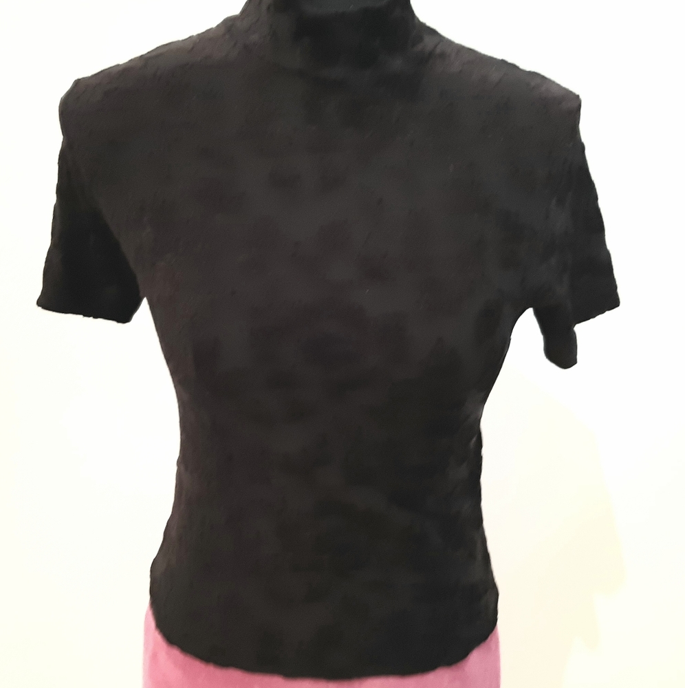 Black shirt